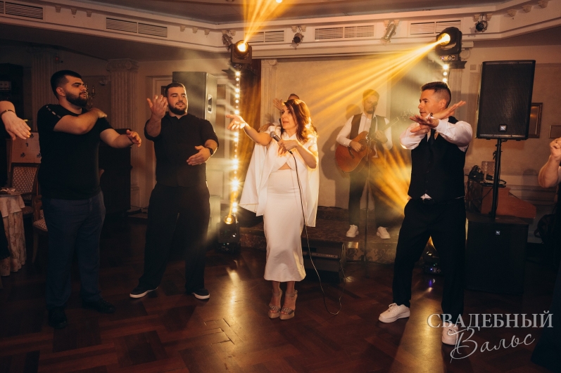 Ведущий на свадьбу, корпоратив, юбилей, выпускной.